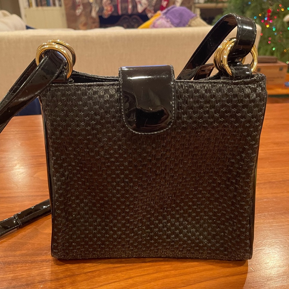 Vintage Black wicker and patent leather purse